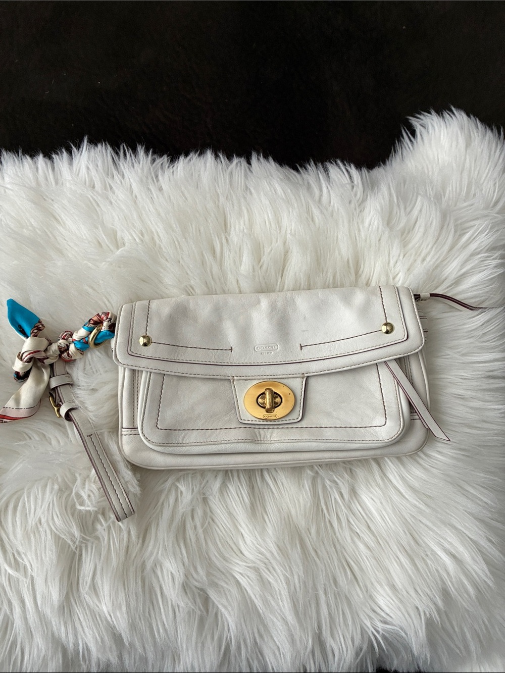 Y2K Coach White Leather Turn-Lock Crossbody Clutch